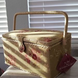 Sewing basket